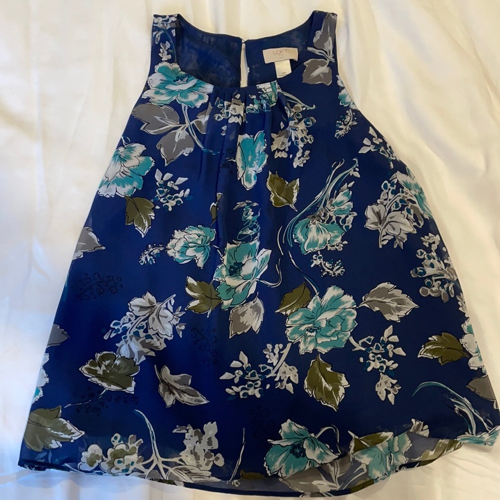 Loft Floral Sleeveless Blouse - Medium petite